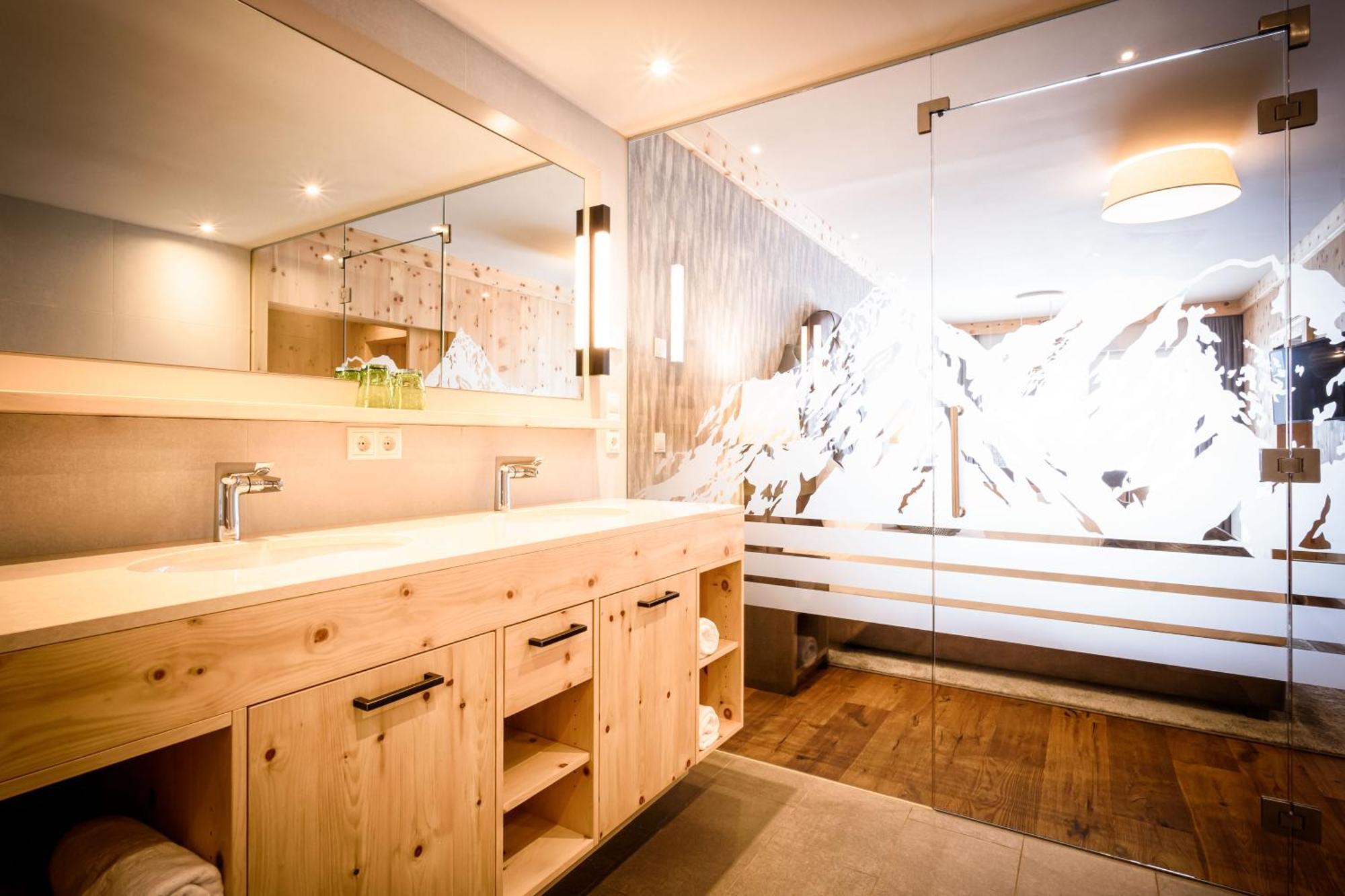 Vitalpina Magdalenahof Hotel 4*
